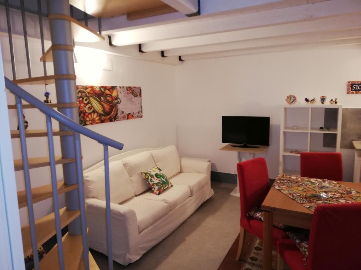 Il Posto Giusto Station Rooms Palermo Exterior photo